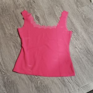 Scalloped neck pink tank top